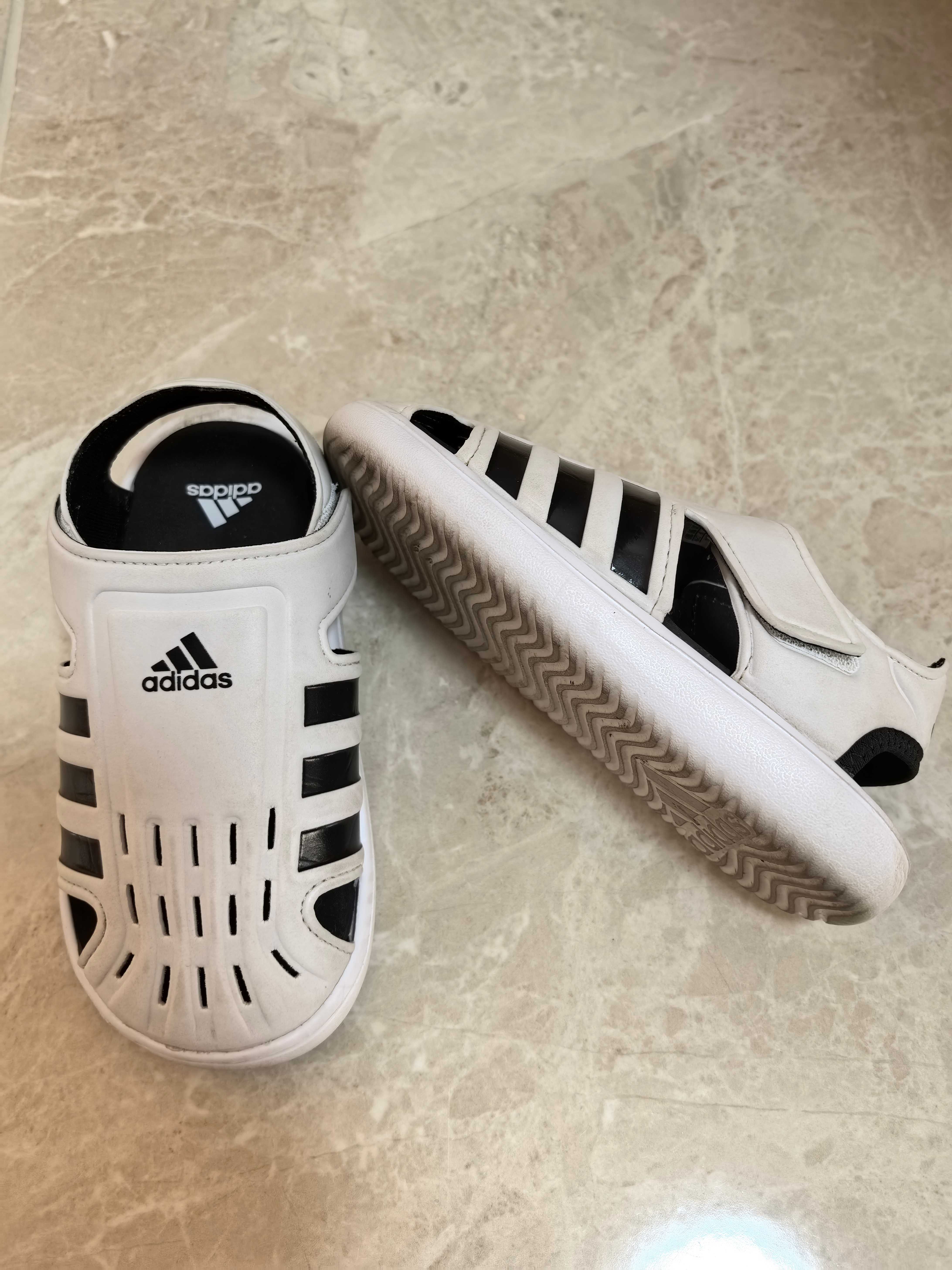Сандали Adidas 31 номер