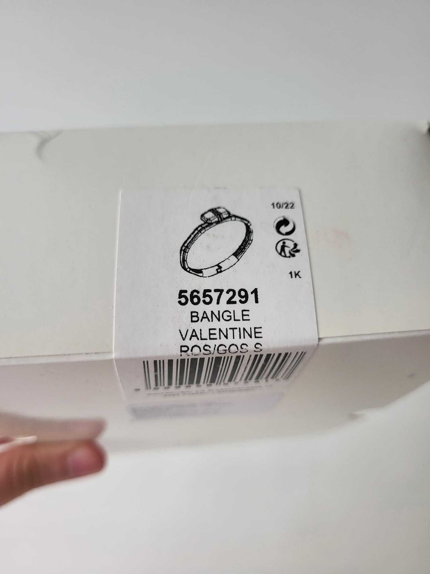 Нови оригинални  гривни от колекция  Lucent  bangle Swarovski