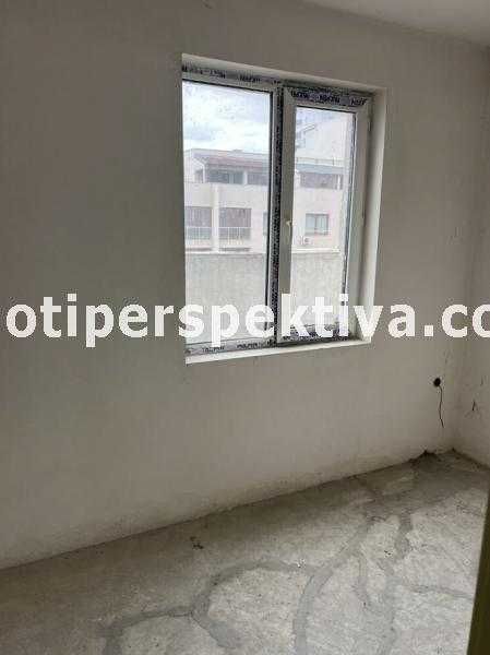 Продава се Тристаен апартамент в Пловдив, Център - 97 кв.м за 1372 €/кв.м - Снимка #1