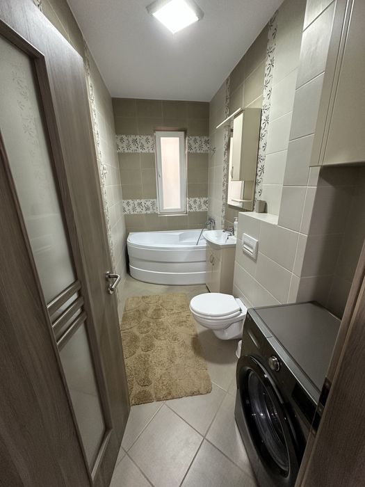 Inchiriez apartament cu 2 camere Zona Eso