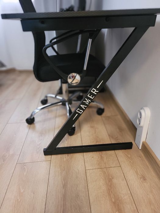 Геймърско бюро + стол