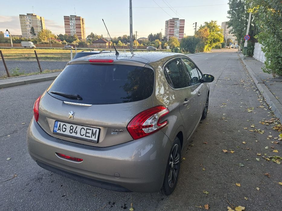 Peugeot 208 ehdi
