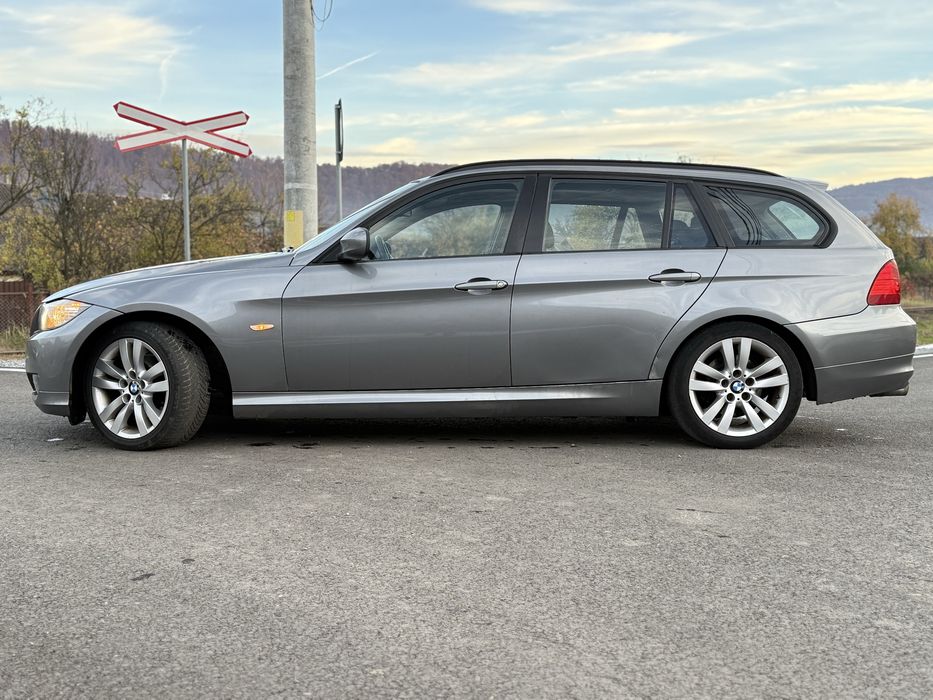 Bmw e91 320d~navi~panorama~bi-xenon~184 cai putere