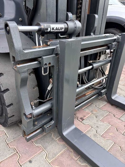 Stivuitor - Motostivuitor Linde H35T-01 New Gen. An fabricație 2020