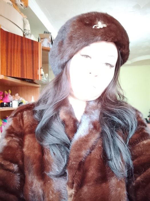 Продаю норковую шубу