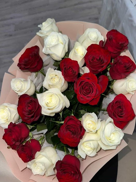 25роз свежие только что купил