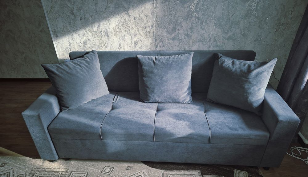 Диван в хорошем состоянии