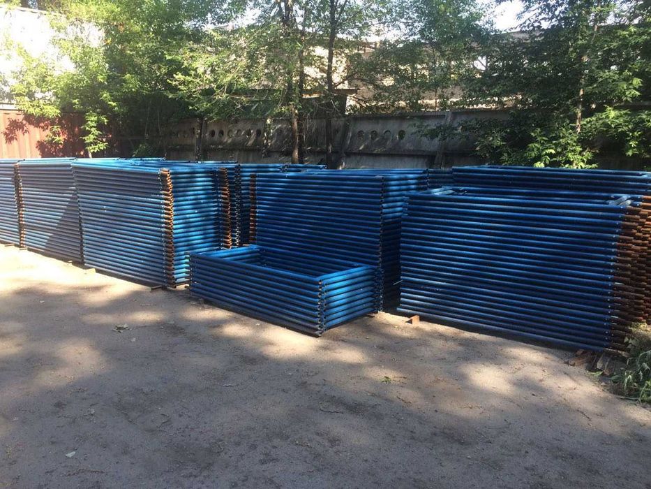 Аренда строительных лесов, вышка-тура, струбцины, унивилки, треноги