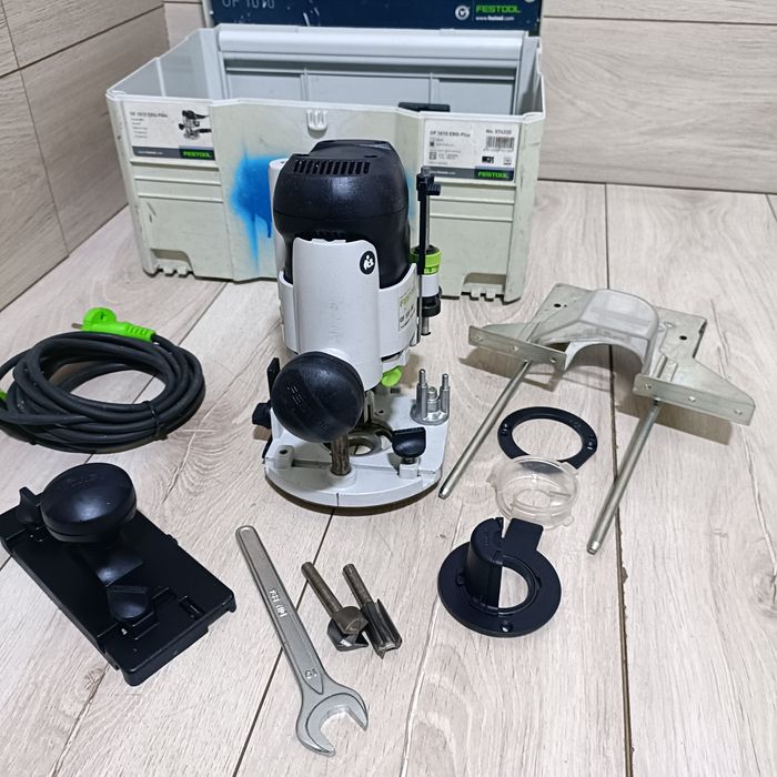 Freza profesionala pentru lemn Festool OF 1010EBQ