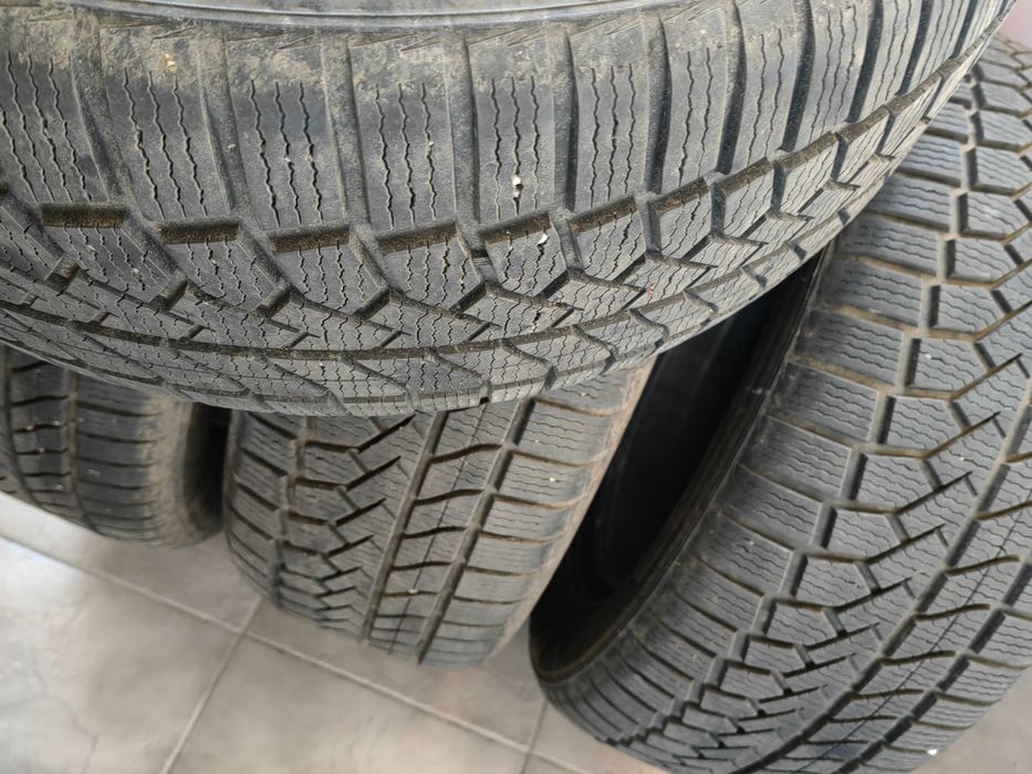 westlake zyper snow  235 55 17