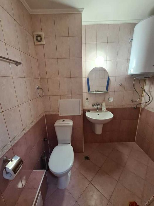 Дава се под наем Двустаен апартамент в Бургас, Изгрев - 67 кв.м за 178.5 € - Снимка #6