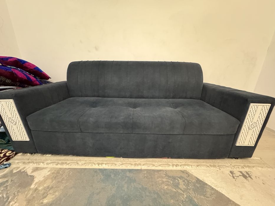 Продам срочно диван