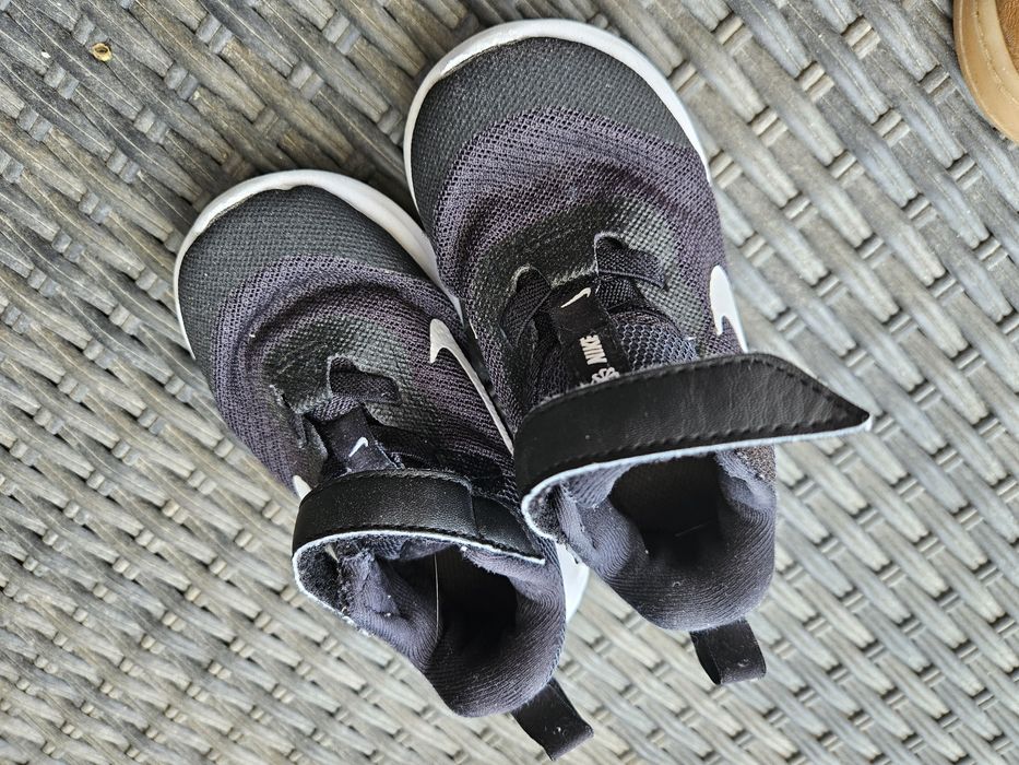 Детски маратонки Nike, 22 номер