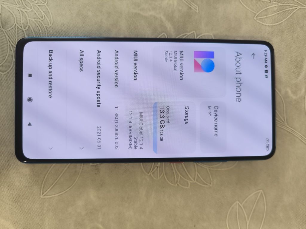 Телефон Xiaomi Mi 9T