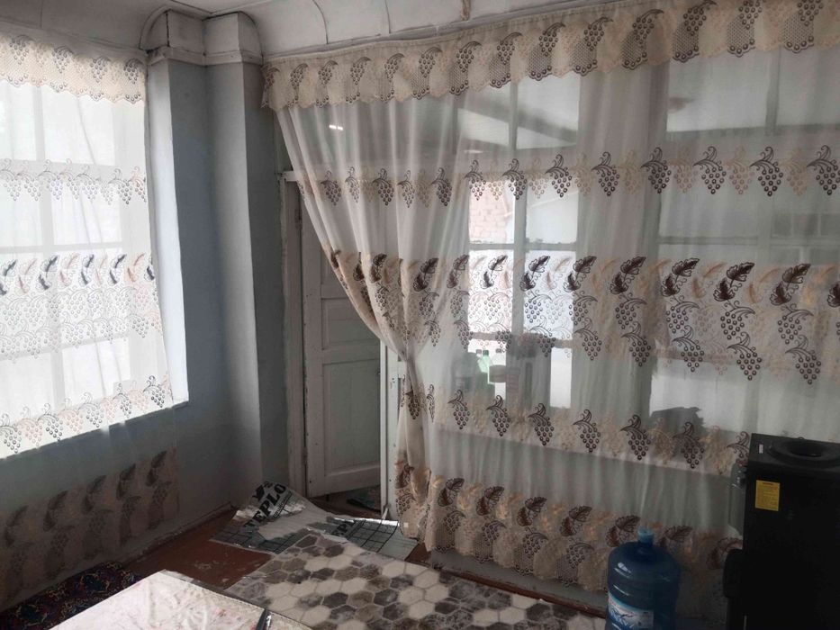 Hovli shahar markazidan Qarshi shahri Gulshan mahalla Gulzor ko'cha