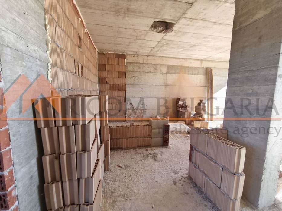 2-стаен в Варна-Бриз площ 61