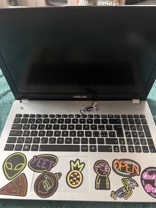 Latop asus aproape nou