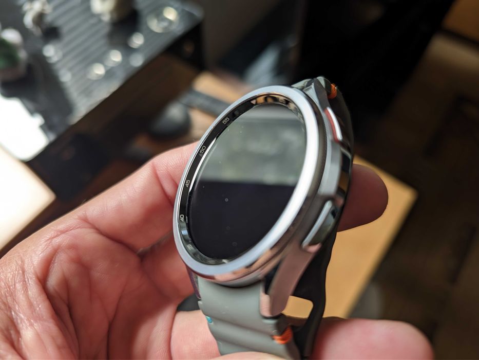 Samsung Galaxy Watch 6 Classic LTE – 47mm