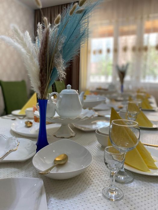 Посуточная аренда столов и посуды .