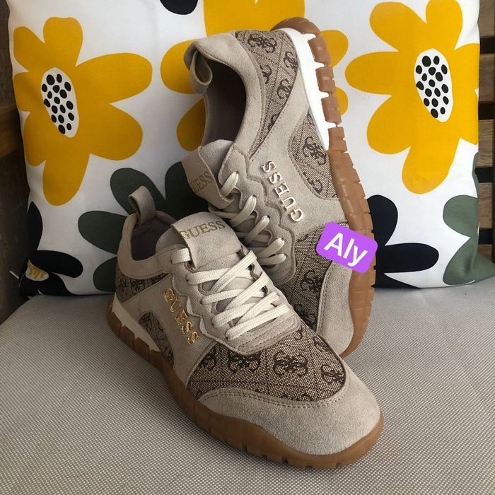 Adidasi dama și barbati