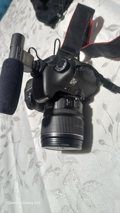 Canon D7 зеркальный фотоаппарат