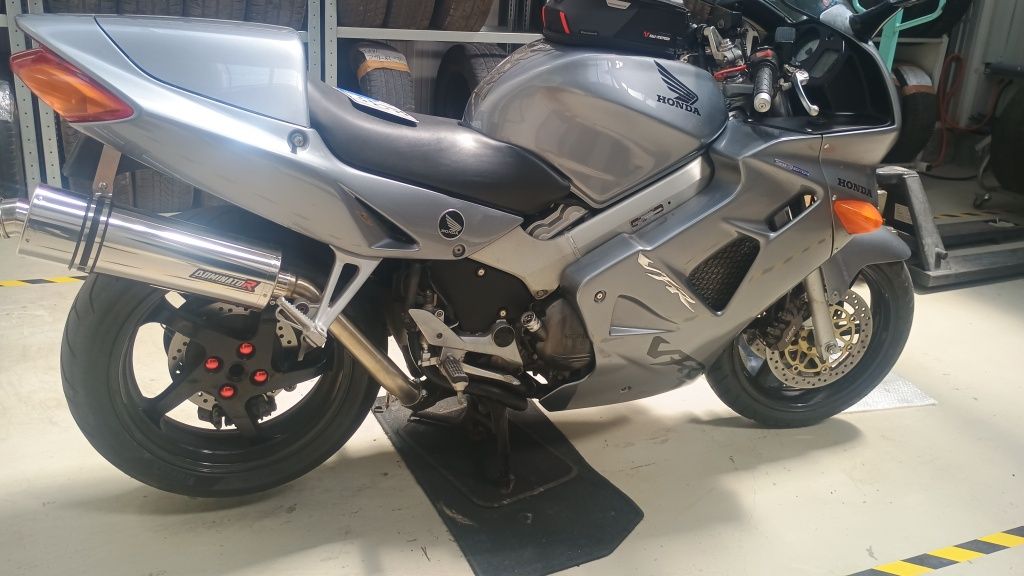 Honda Vfr 800 1998