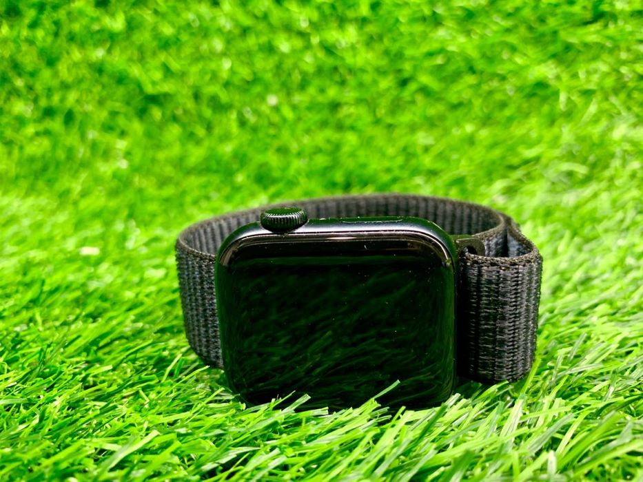 Смарт часы Apple Watch SE 2 40mm / Ломбард Даем Деньги