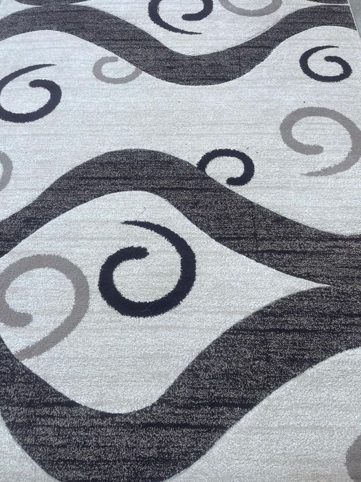 Vând covoare într-o stare excelenta