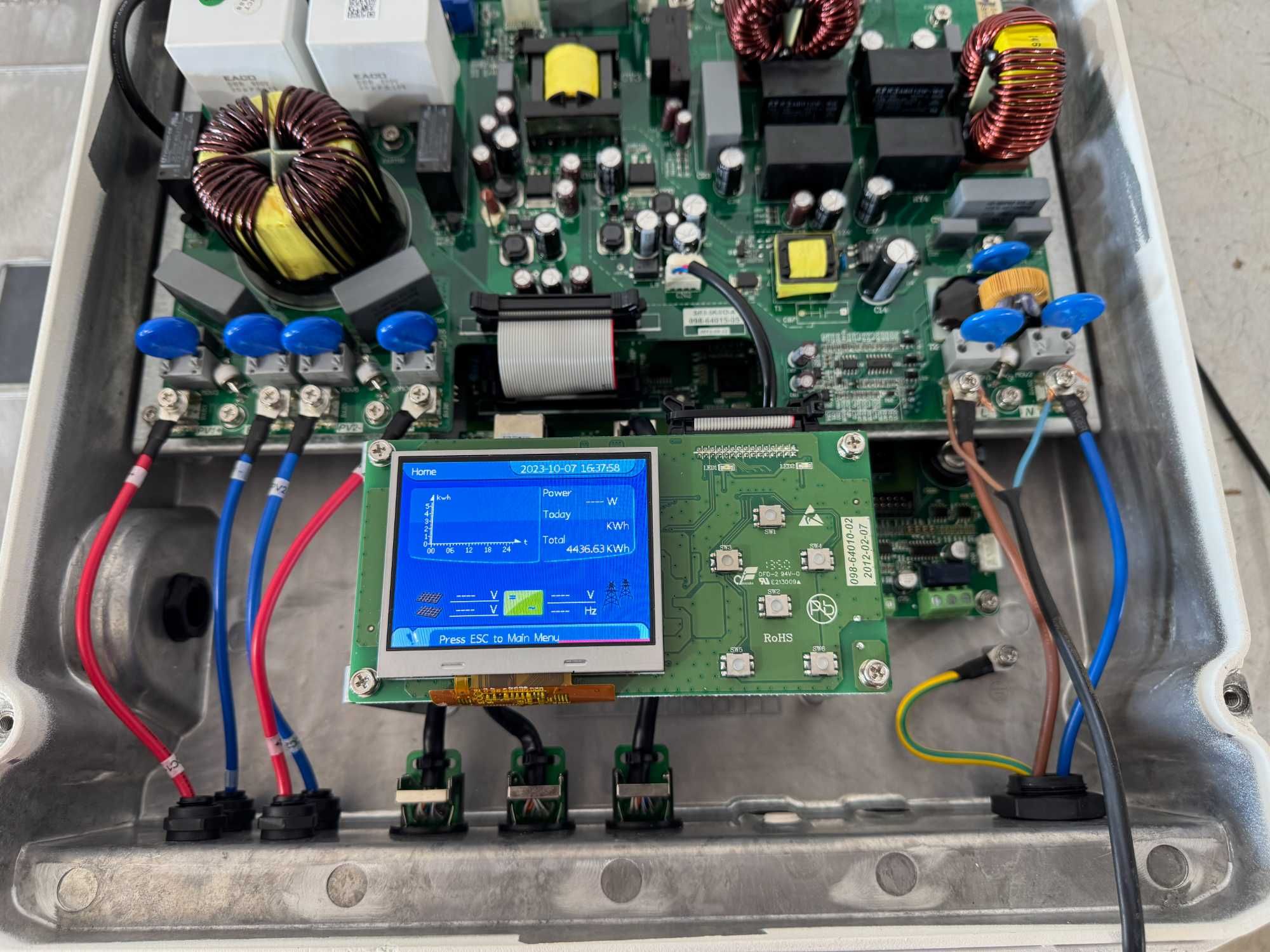 Инвертор - Samil Power SolarRiver 4000TL-D 3.68KW