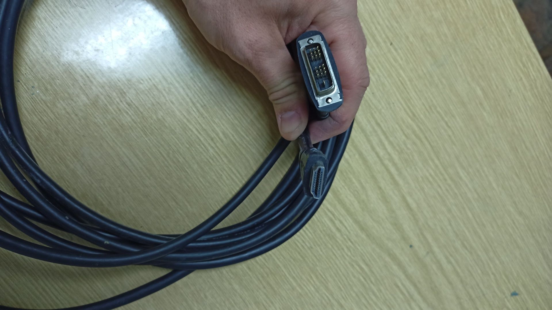 Dvi към hdmi 5 метра