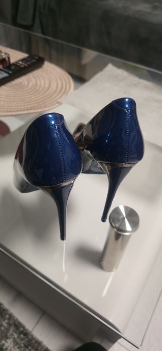 Pantofi cu toc Nr 37