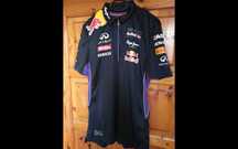 Продавам тениска Pepe Jeans Red Bull F1