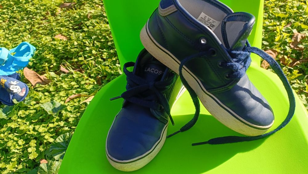 Обувки за момче размер 28