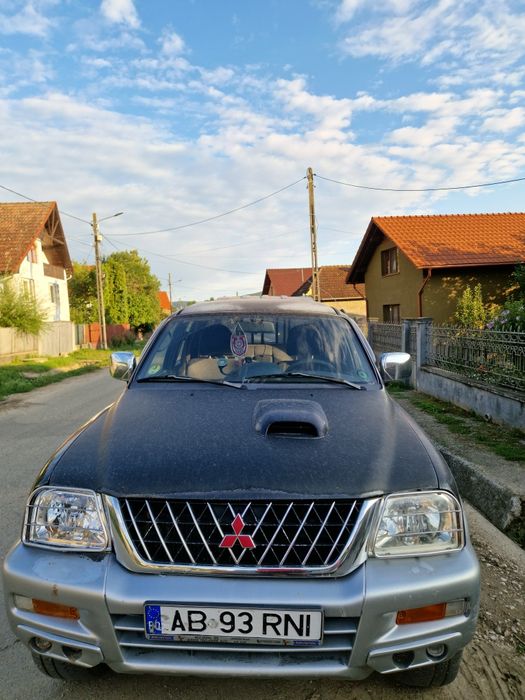 Mitsubishi l200 2002