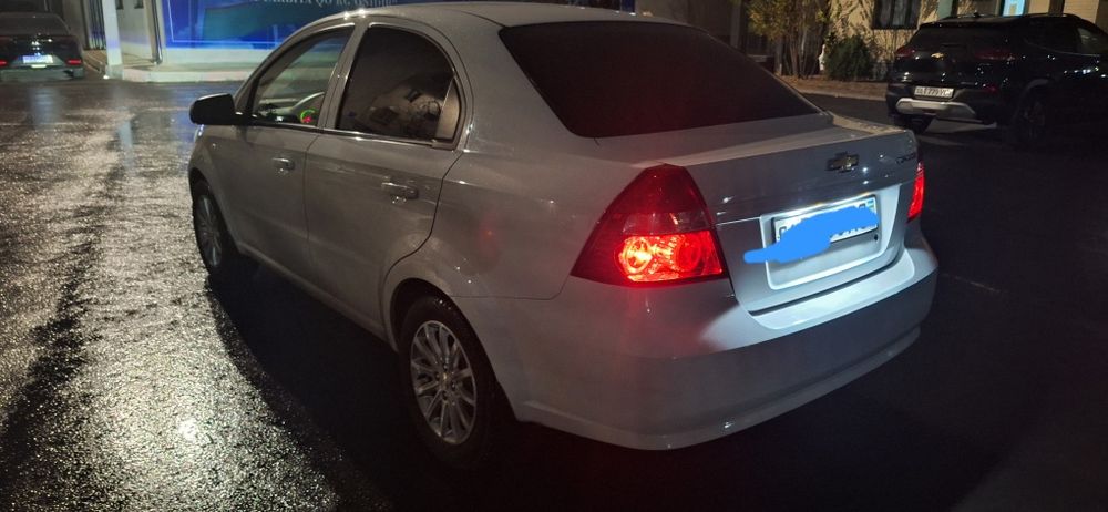 Продаётся Нексия 3 автомат 2022