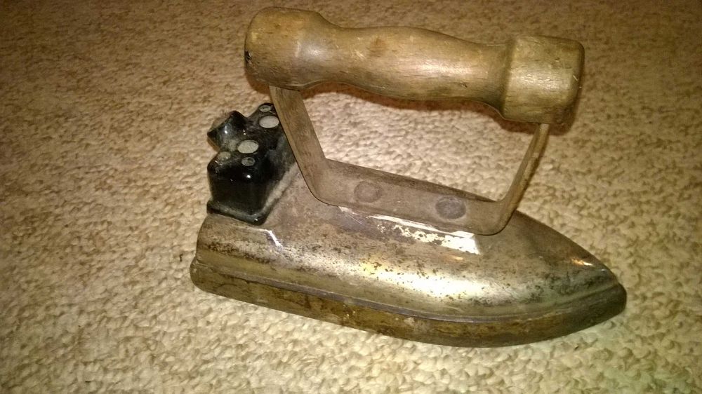 fier calcat vechi vintage