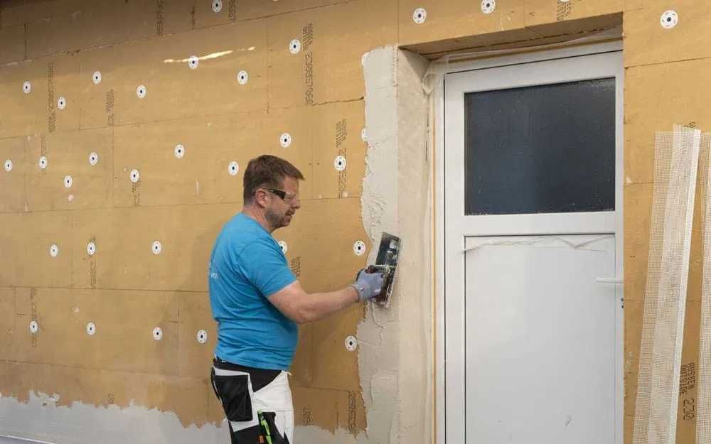 Placi izolatoare pentru fatada din fibre de lemn - Naturheld