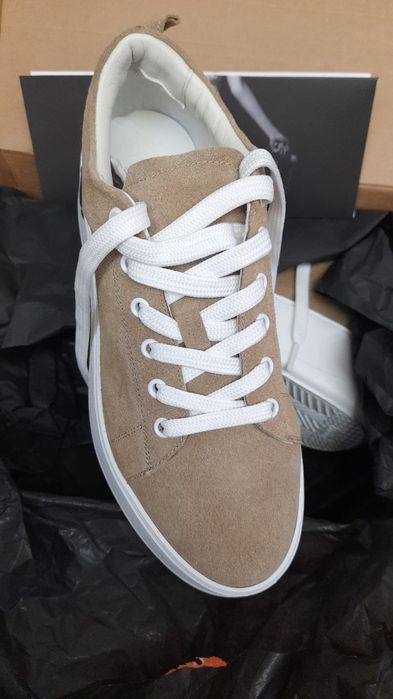 Дамски маратонки