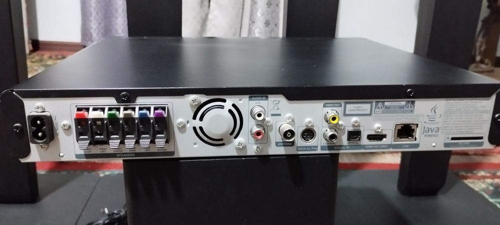 Продается домашний кинотеатр