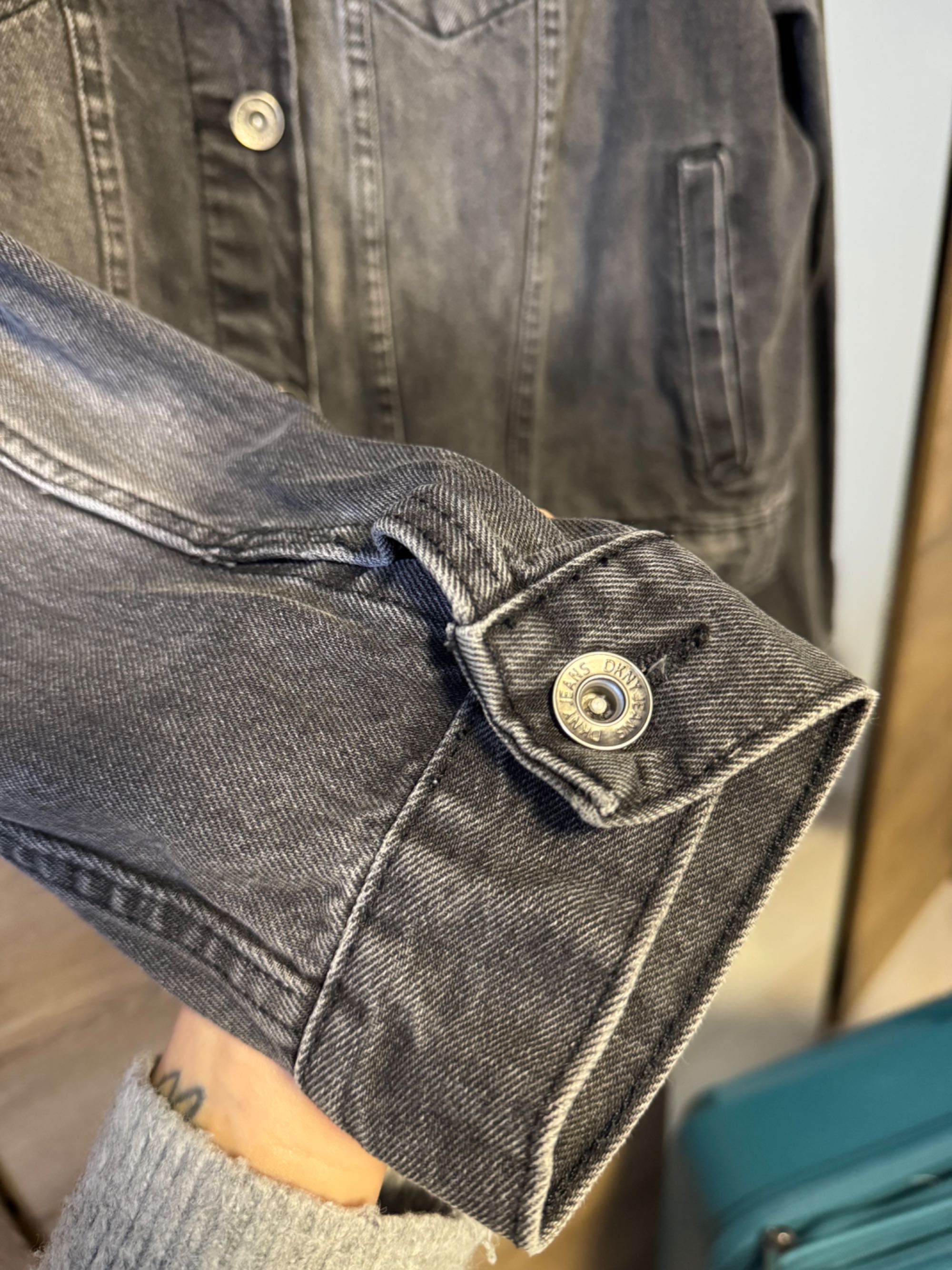 DNKY jeans яке дамско деним