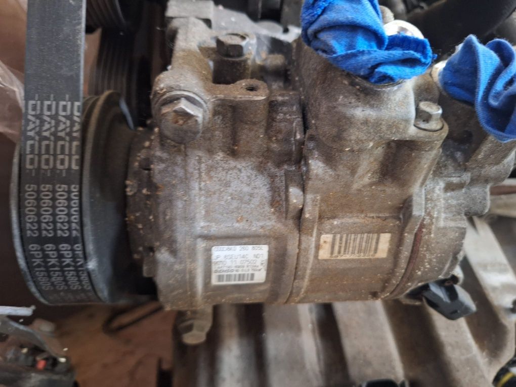 Compresor clima Audi A4 A5 A6 Q5  Exeo COD: 8K0260805L Cgl Caha Cag
