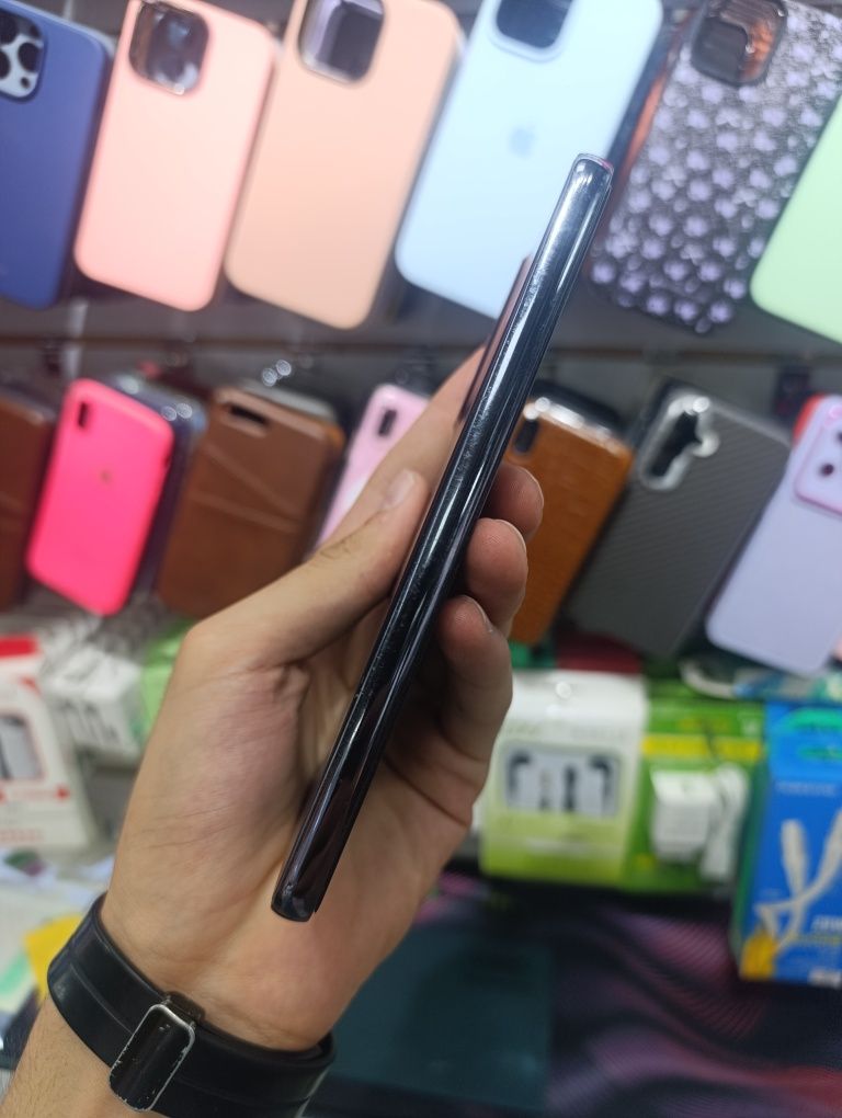 Samsung A53 8/128 ideal