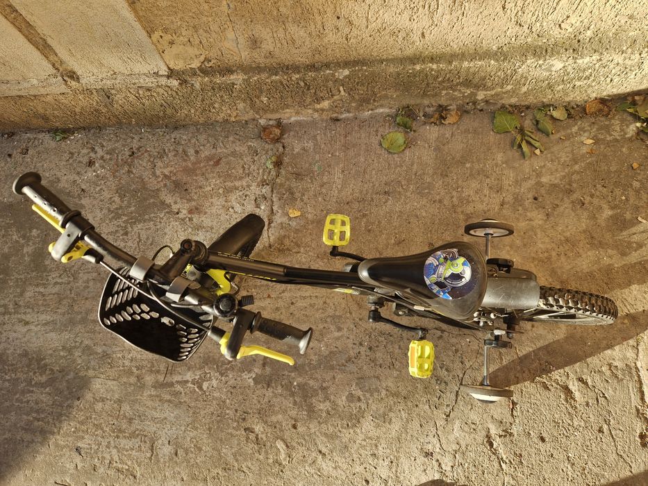 URGENT!! Bicicleta decathlon 16 inch 4-6 ani (105-120cm) dark hero 500