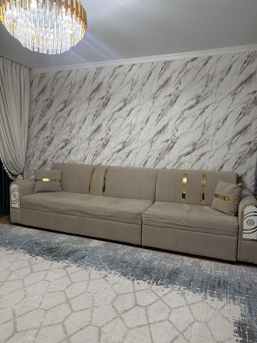 Продается диван в отличном состояние!