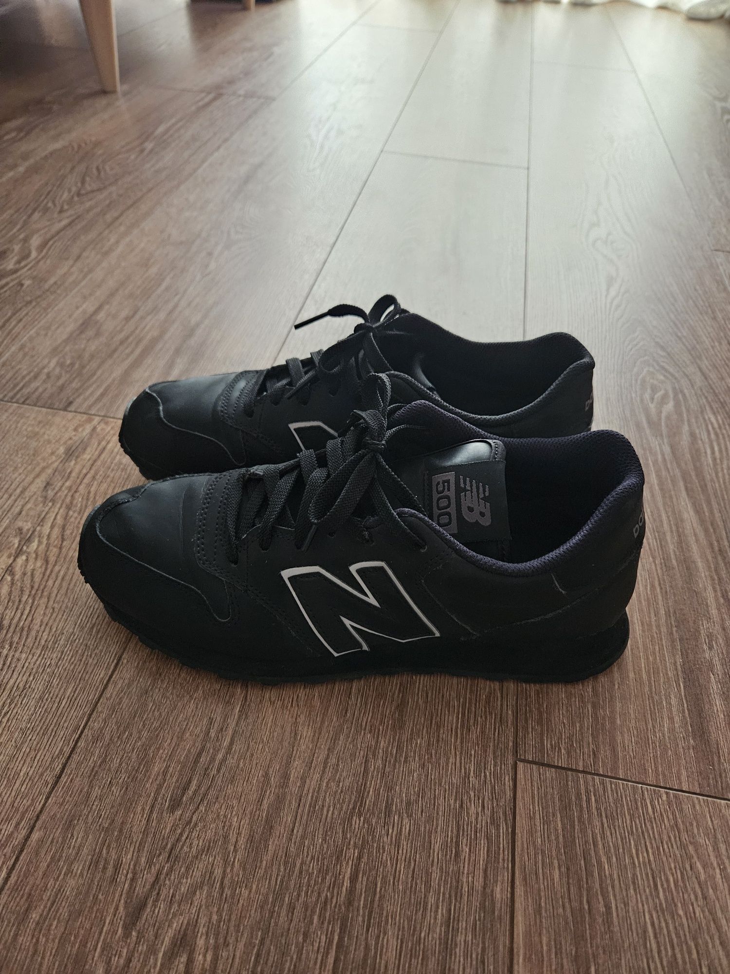 Adidași New Balance