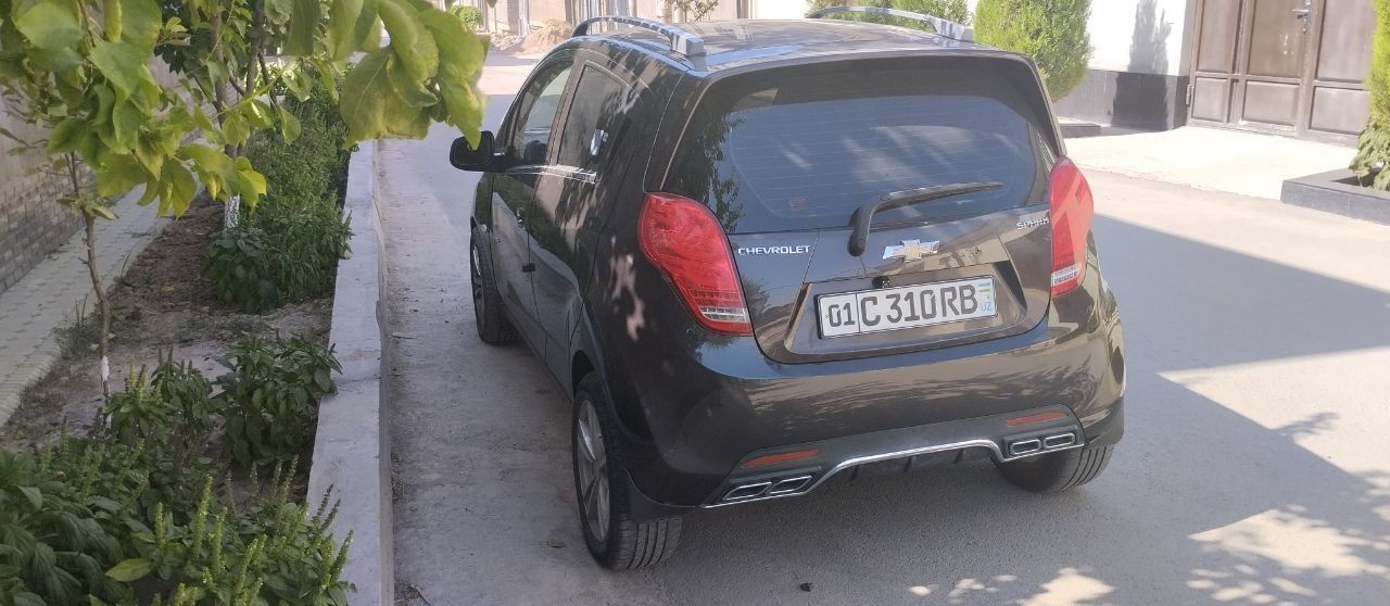 Spark 4 pozitsiya oʻzimizniki dallorlarsiz