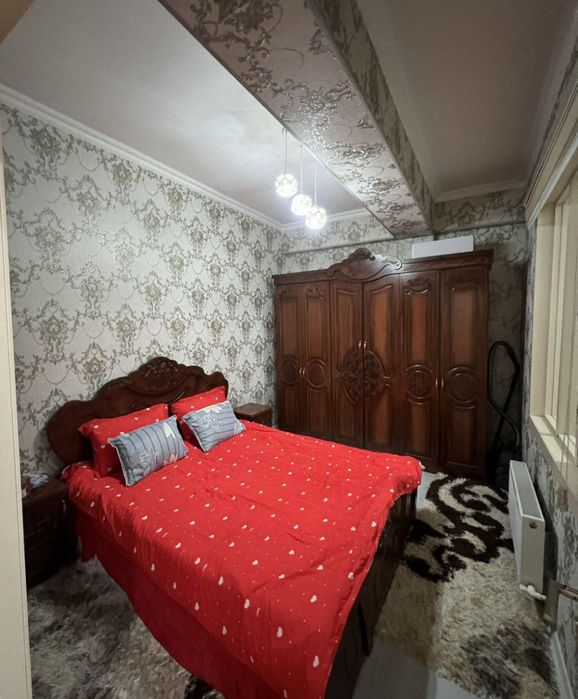 Olmazor Beruniy metro