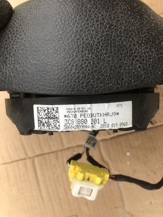 Volan Cu Comenzi Si Airbag Passat B6 B7 CC