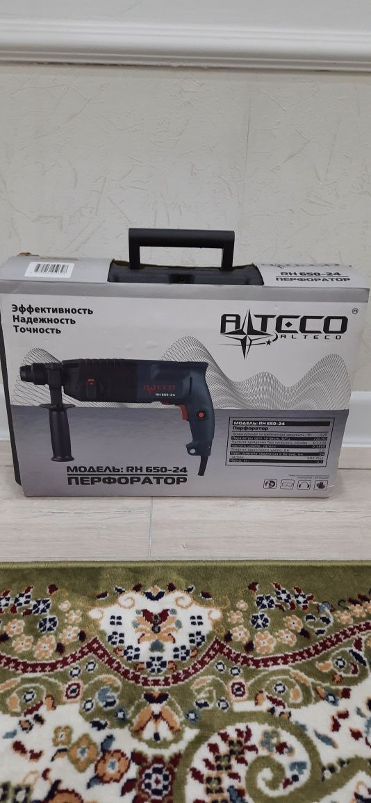 Продам новый перфоратор Alteco RH-650-24