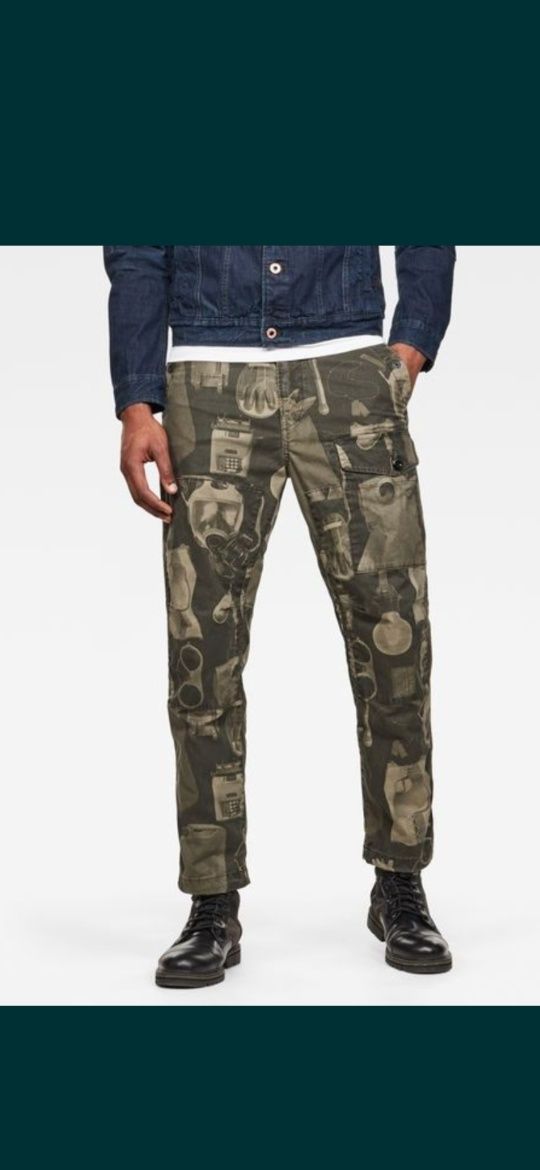 Мъжки тънки панталони G-star Raw Torrick
W32 нови оригинални камуфлаж
